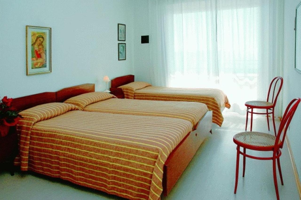 Apartament Lignano Sabbiadoro Sea Front Zewnętrze zdjęcie